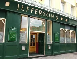Jeffersons Hotel & Apartments