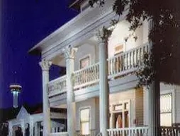 Brackenridge House Bed & Breakfast