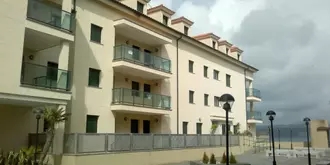 Apartamentos Monte Maela