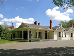 Oak Lane Lodge