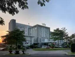 Lorin Sentul Hotel