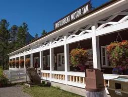 Swiftcurrent Motor Inn and Cabins