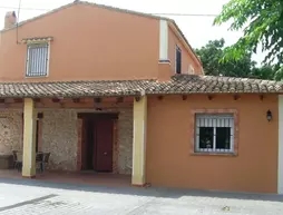 Villa Almendros