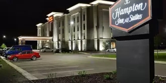 Hampton Inn and Suites MenomonieUW Stout