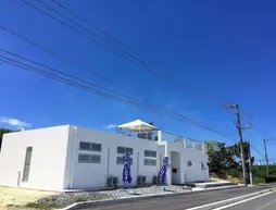 Guesthouse UmiOto Miyakojima