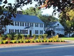 Publick House Historic Inn and Country Motor Lodge