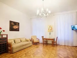 Renaissance Suites Odessa Apartment-Hotel