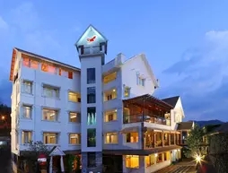 Red Sparrow Resorts