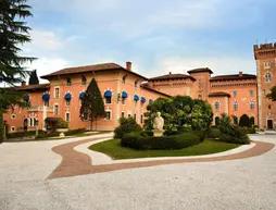 Castello Di Spessa Resort