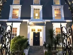 The Falmouth Townhouse