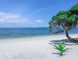 Trikora Beach Club & Resort