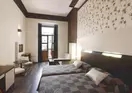 Hostal Alhambra Suites