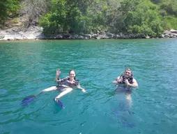 Blue Zebra Island Lodge