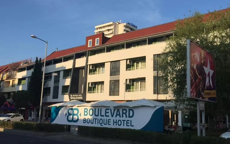 Boulevard Boutique Hotel