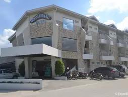 Boomerang Hotel