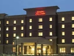 Hampton Inn and Suites Cincinnati / Kenwood
