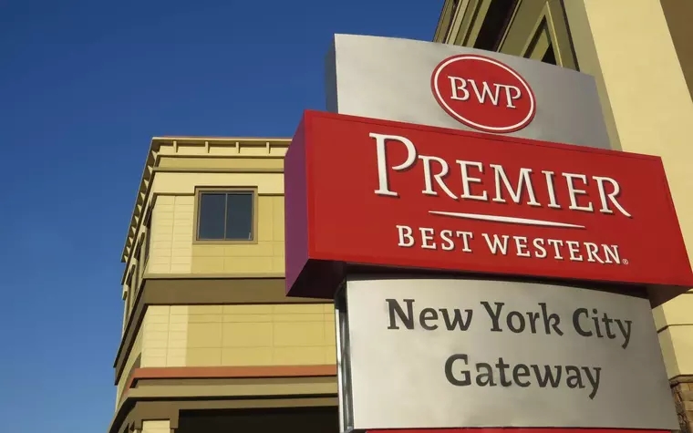 Best Western Premier NYC Gateway