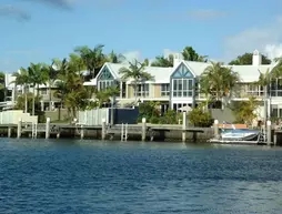 Sanctuary Cove Villas