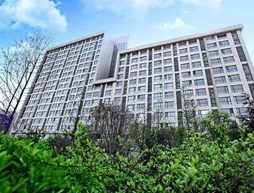 Qingdao Lejiaxuan Boutique Apartment Thumb Plaza