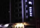 Modern Plaza Hotel