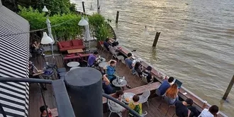 Baan Wanglang Riverside, Bangkok