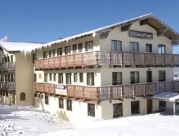 Enzian Hotel On Chamois