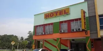 Bukit Beruntung Business Hotel