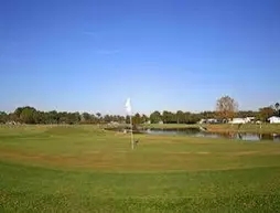 Clerbrook Golf & RV Resort - Caravan Park