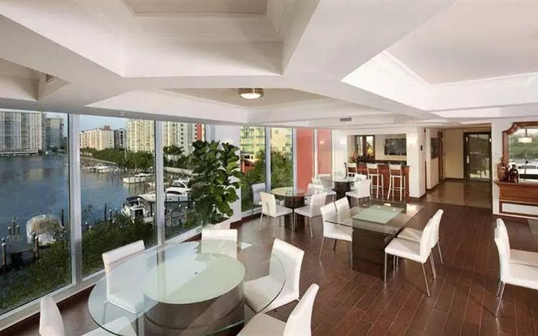 Miami Apartments by Rainbow Global