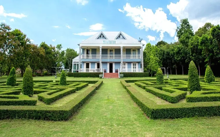 Chateau de Khaoyai Hotel & Resort