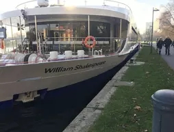 Select MS William Shakespeare Dusseldorf