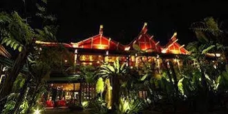 Adarapura Resort & Spa