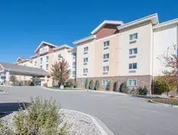 HomStay Suites Extended Stay - Williston