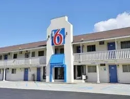 Motel 6 Brattleboro