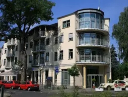 Hotel Am Blauen Wunder - Privathotel