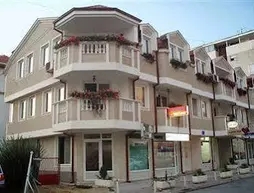 Matjan Apartments