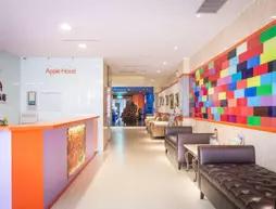 Apple Hotel