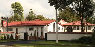 Papakura Motor Lodge & Motel