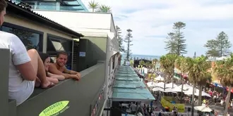 Boardrider Backpackers and Budget Motel