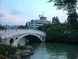 Ronghu Lake Hotel