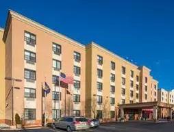 Holiday Inn Hotels Staten Island