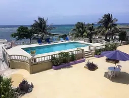 Cariblue Beach Hotel and Scuba Diving Resort