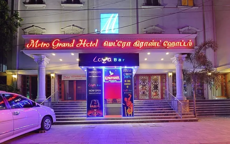 Metro Grand Hotel