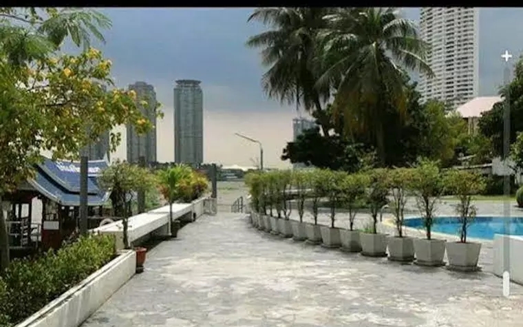 Baan Sathorn Riverfront