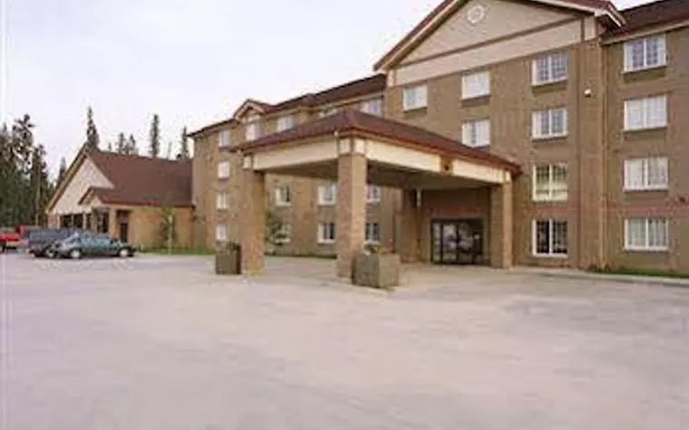 Woodlands Inn & Suites