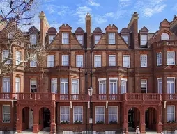 The Apartments by The Sloane Club