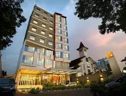 V Hotel Jakarta