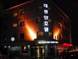 Tae Pyung Yang Tourist Hotel