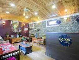 OYO Premium Mall Road Near Raj Bhavan Darjeeling