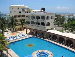 Costa Sol Hotel & Villas
